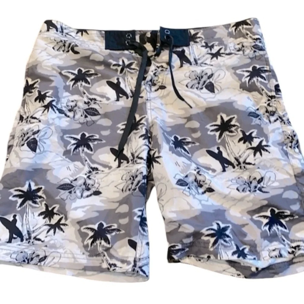 American Republic black floral Hawaiian swim trunks shorts size small